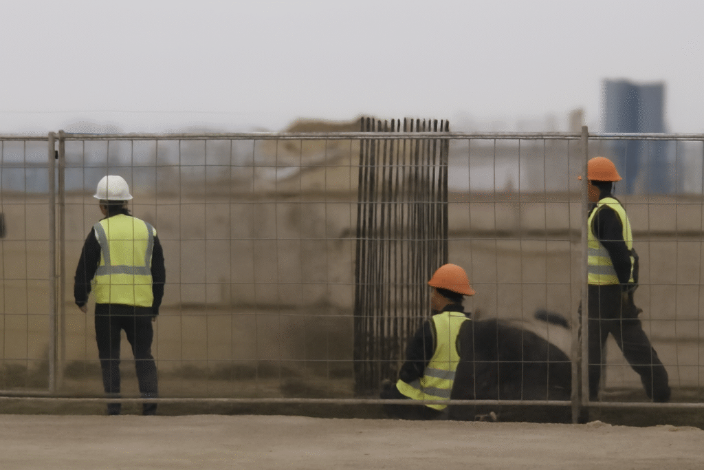 Казахстан обновил правила для мигрантов: что важно знать