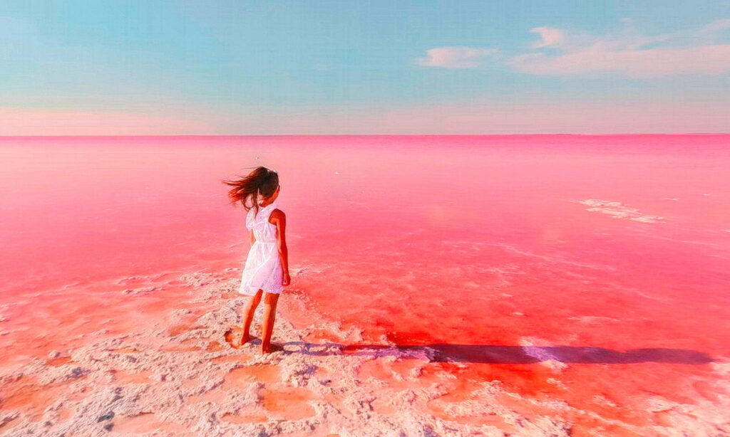Розовое озеро Кобейтуз: природная жемчужина Казахстана