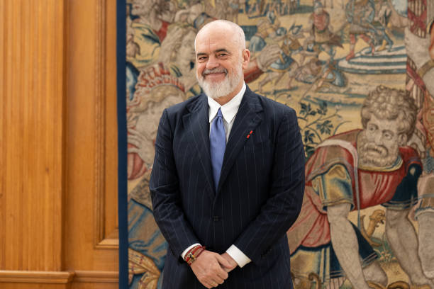 Албания назначила первого в мире ИИ-министра Диеллу для борьбы с коррупцией