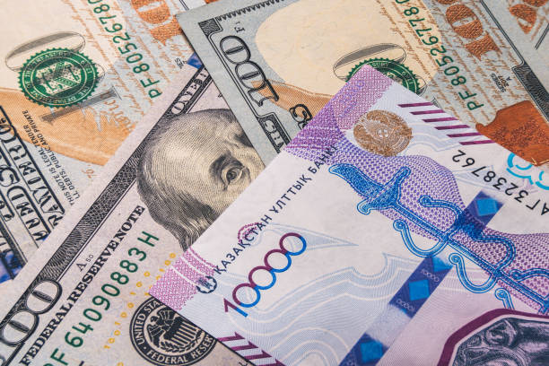 Рост курса валют, банкноты на фоне повышения