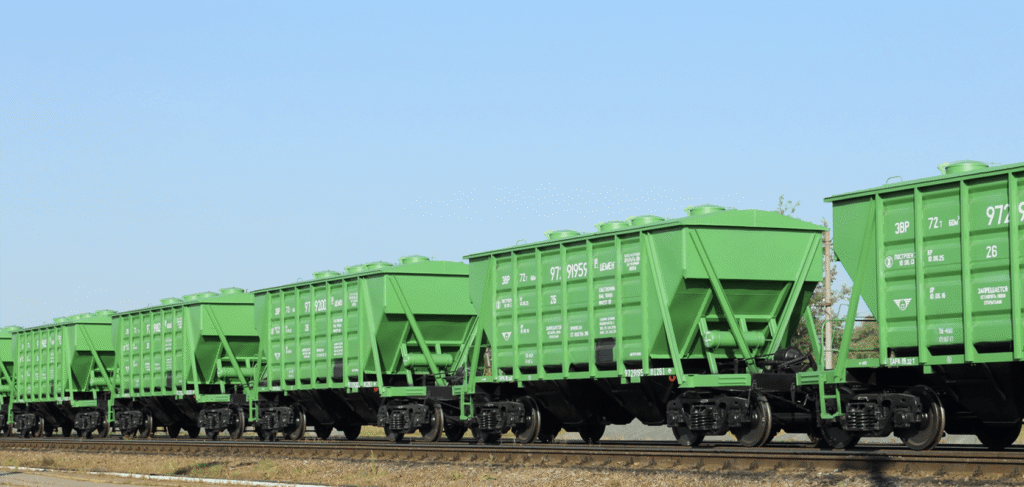 Порт Актау перегружен зерном: КТЖ ввела запрет