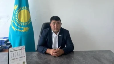 аким Толеухан обматерил жителей на приёме