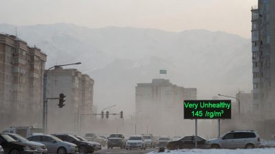 Алматинец «выкурил» 518 сигарет из-за смога